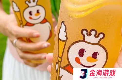 蜜雪冰城突然宣布涨价，4元的柠檬水或将成为回忆，打工人闻讯已吓哭